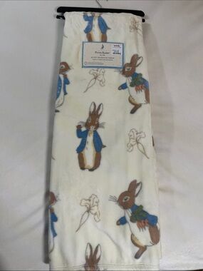 Peter Rabbit Kids Throw Blanket